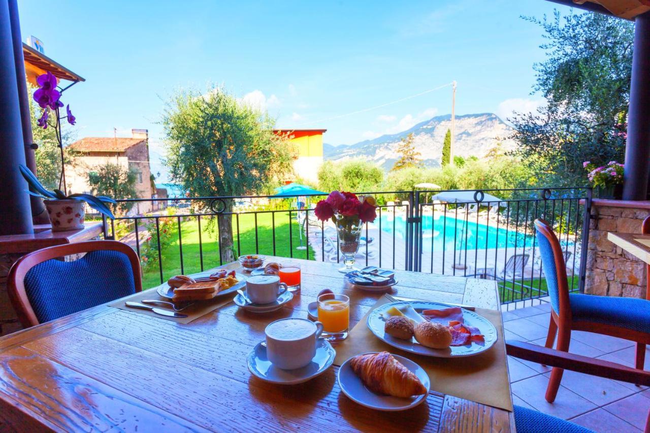 Hotel Villa Isabella Brenzone sul Garda Buitenkant foto