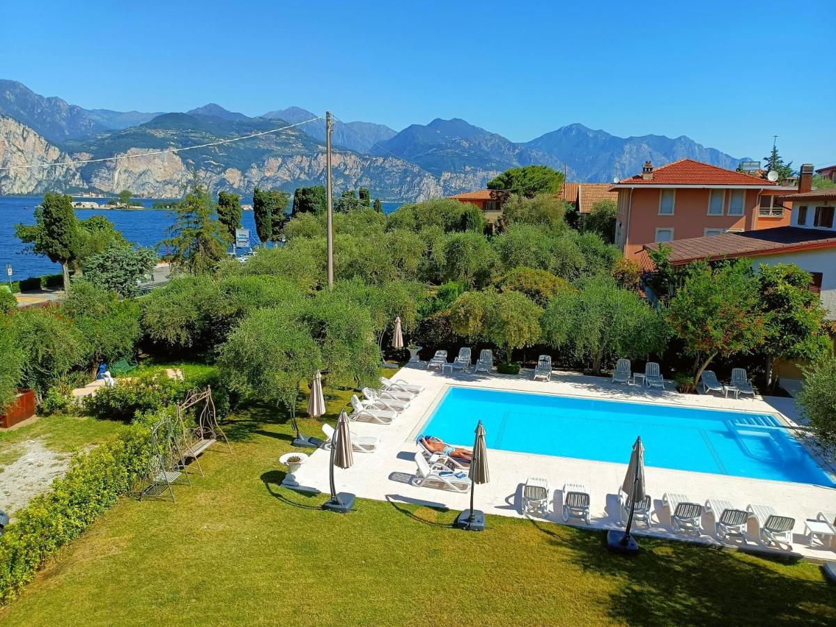 Hotel Villa Isabella Brenzone sul Garda Buitenkant foto