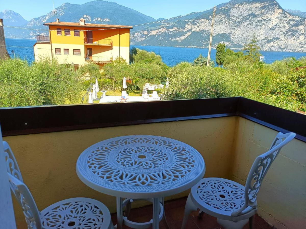 Hotel Villa Isabella Brenzone sul Garda Buitenkant foto