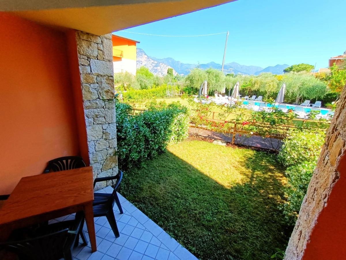 Hotel Villa Isabella Brenzone sul Garda Buitenkant foto