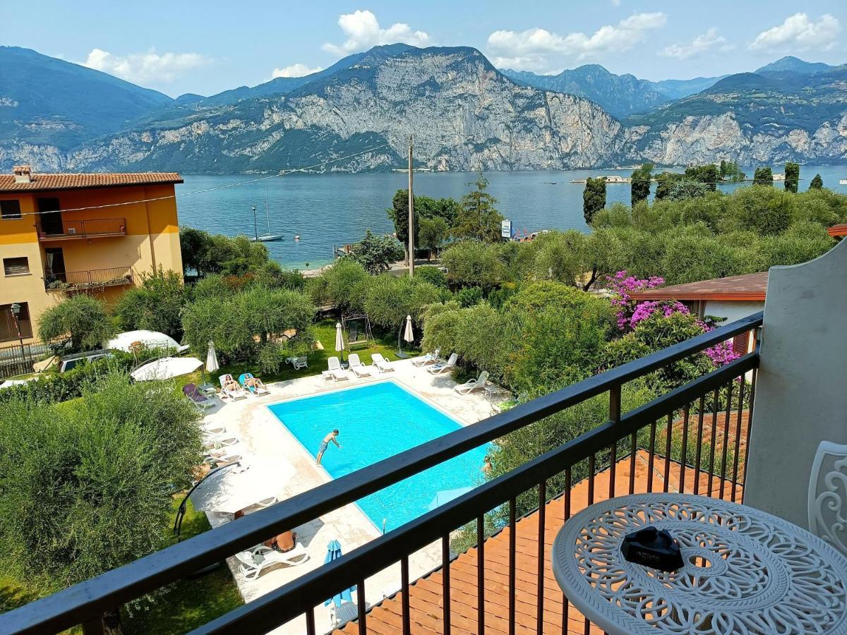 Hotel Villa Isabella Brenzone sul Garda Buitenkant foto