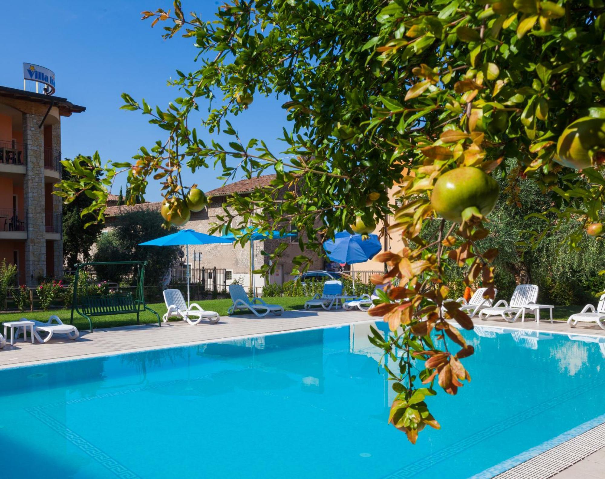 Hotel Villa Isabella Brenzone sul Garda Buitenkant foto
